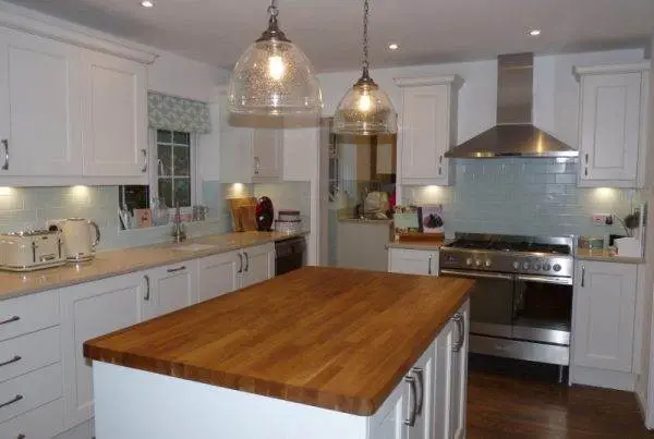 Mornington beaded shaker Alabaster kitchen