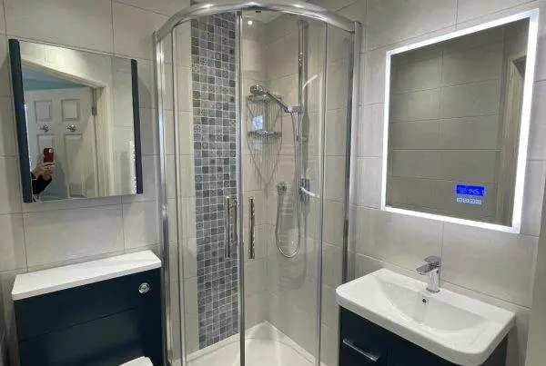 Ensuite with Modular Furniture & Shower enclosure_0823 (Large)