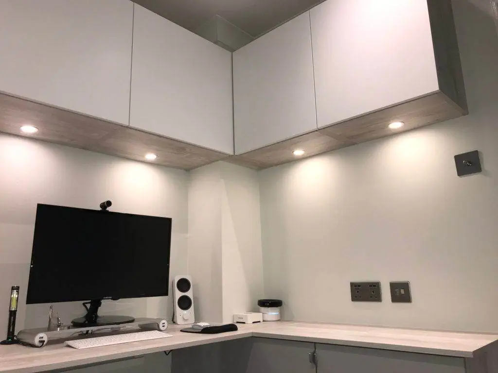 handleless home office