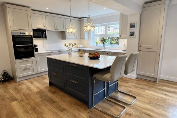 Modern Ensuite in Crookham Village(Large)